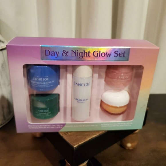 LANEIGE 5p Day & Night Glow Set Limited Edition - Picture 9 of 9